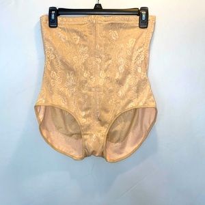 SHEIN Shapewear - nude. Hook and zipper closure in front. Never worn. XL